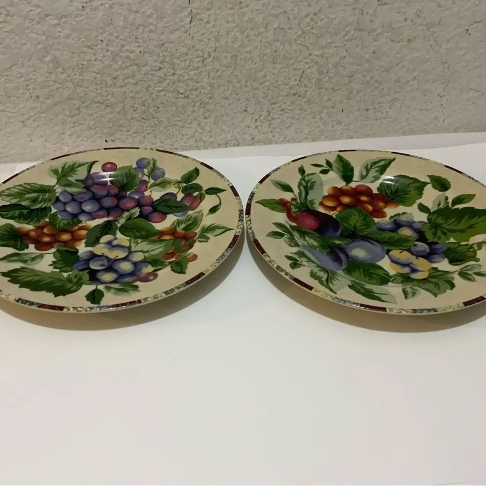 2 Sakura Sonoma Oneida Excell Fruit Pattern Salad Dessert Plates 8.25